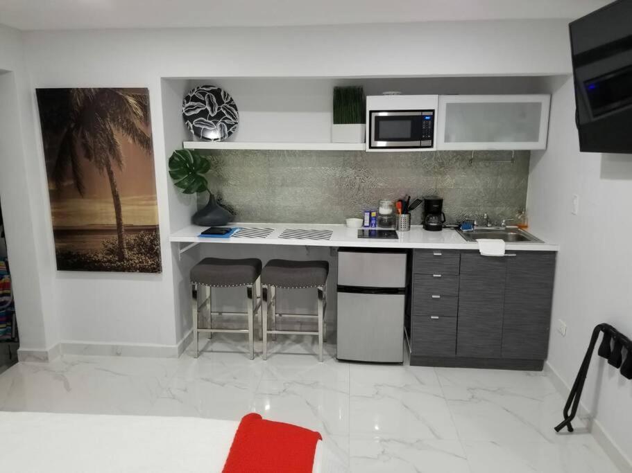 Apartment Studio At La 2 *
