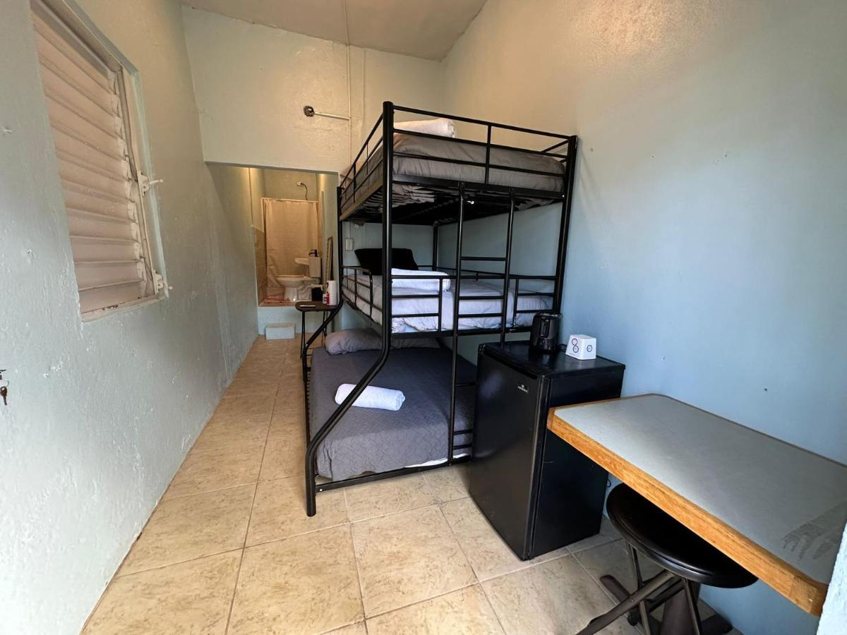Cepeda Unit 1, Budget Friendly Studio Near San Juan