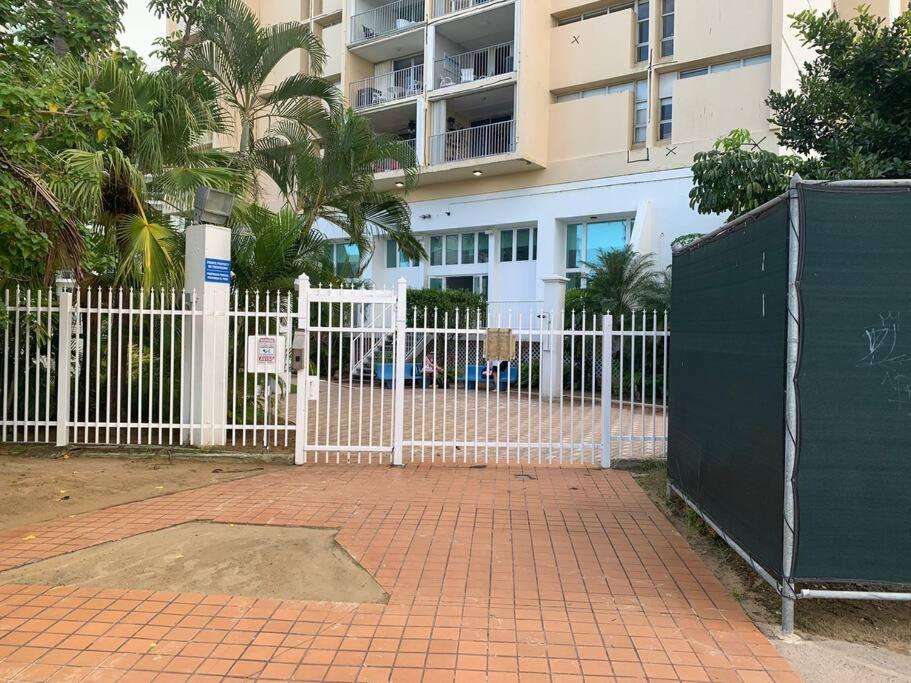 Cozy Oceanview W Parking Apartment San Juan