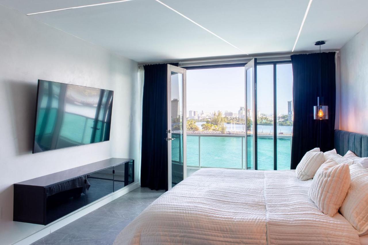 Apartment Swanky Oceanside Condado Penthouse