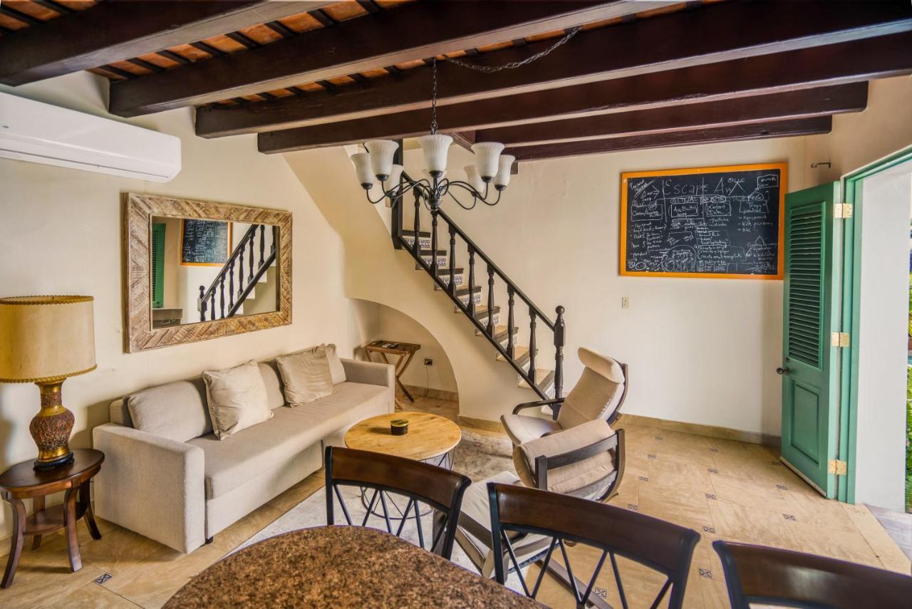 Del Angel Apartment *