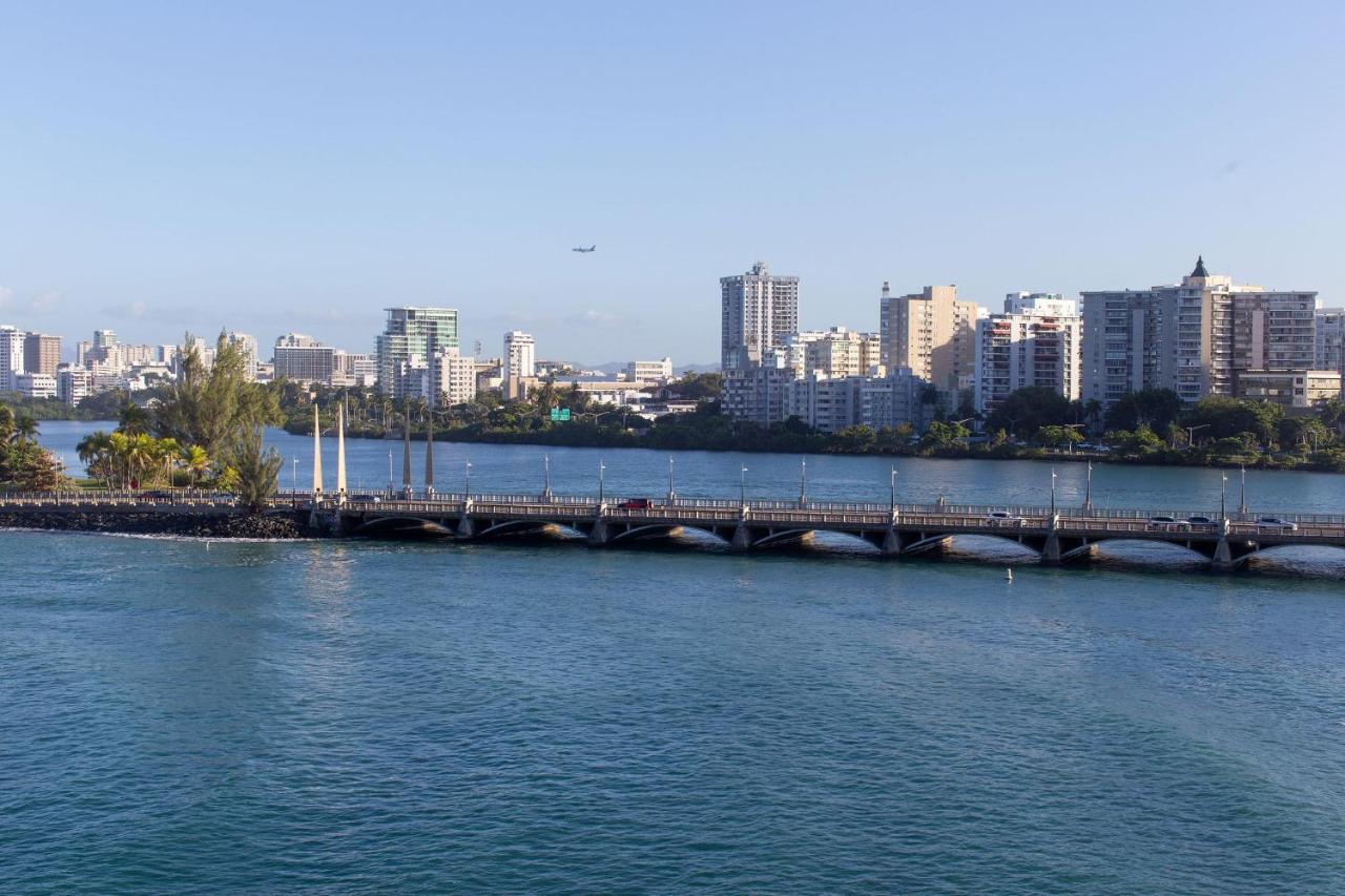 Apartment Swanky Oceanside Condado Penthouse *