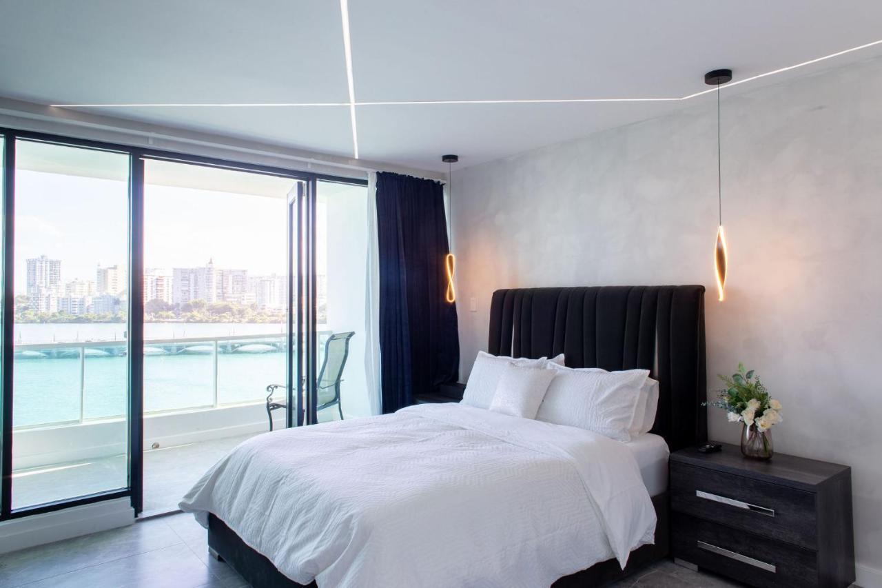 Apartment Swanky Oceanside Condado Penthouse San Juan
