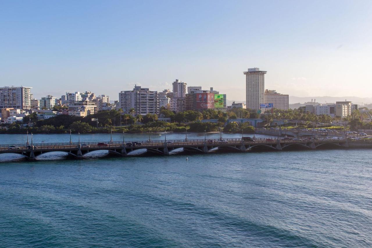 Apartment Swanky Oceanside Condado Penthouse San Juan