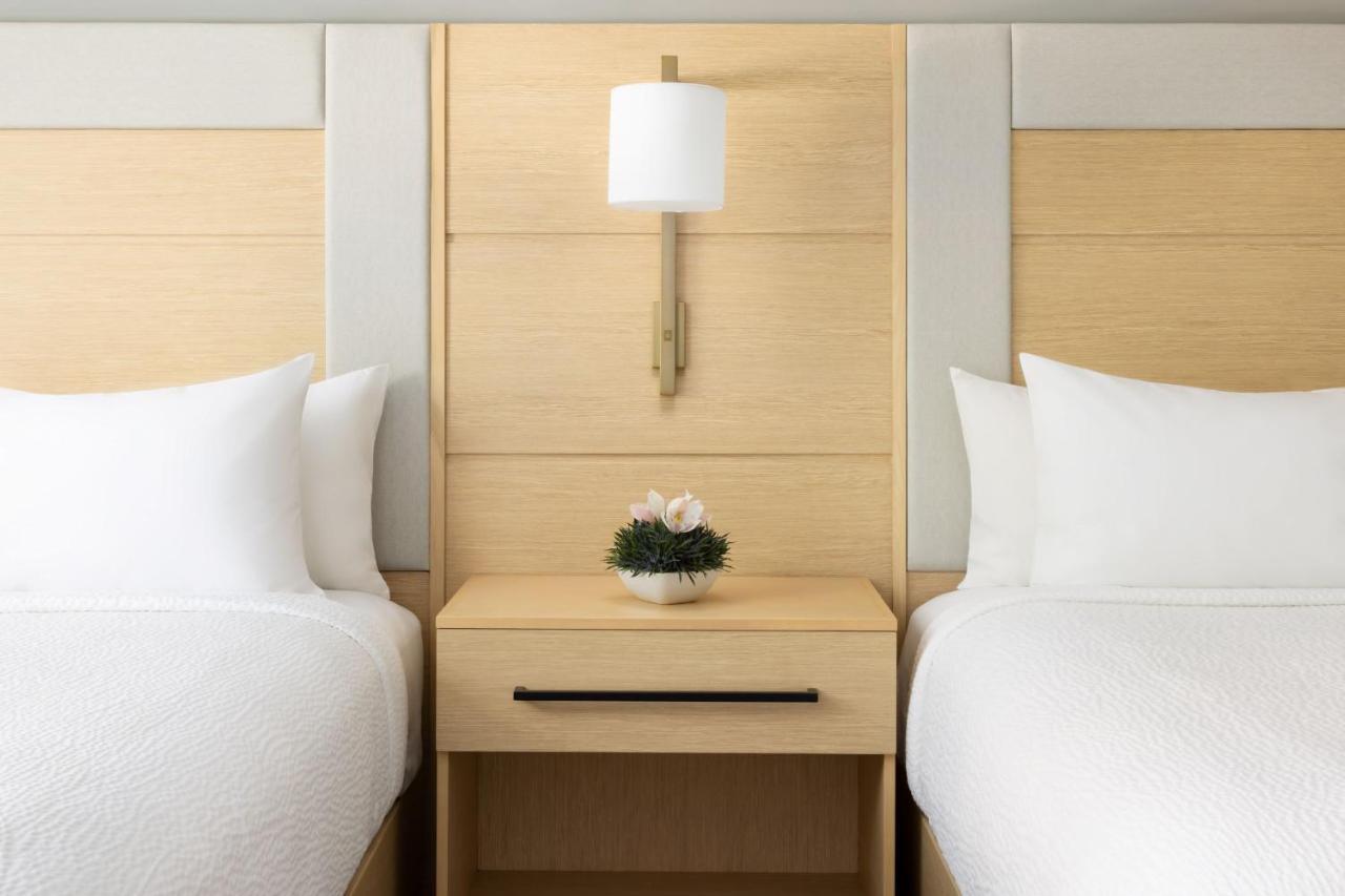 By Marriott Isla Hotel San Juan