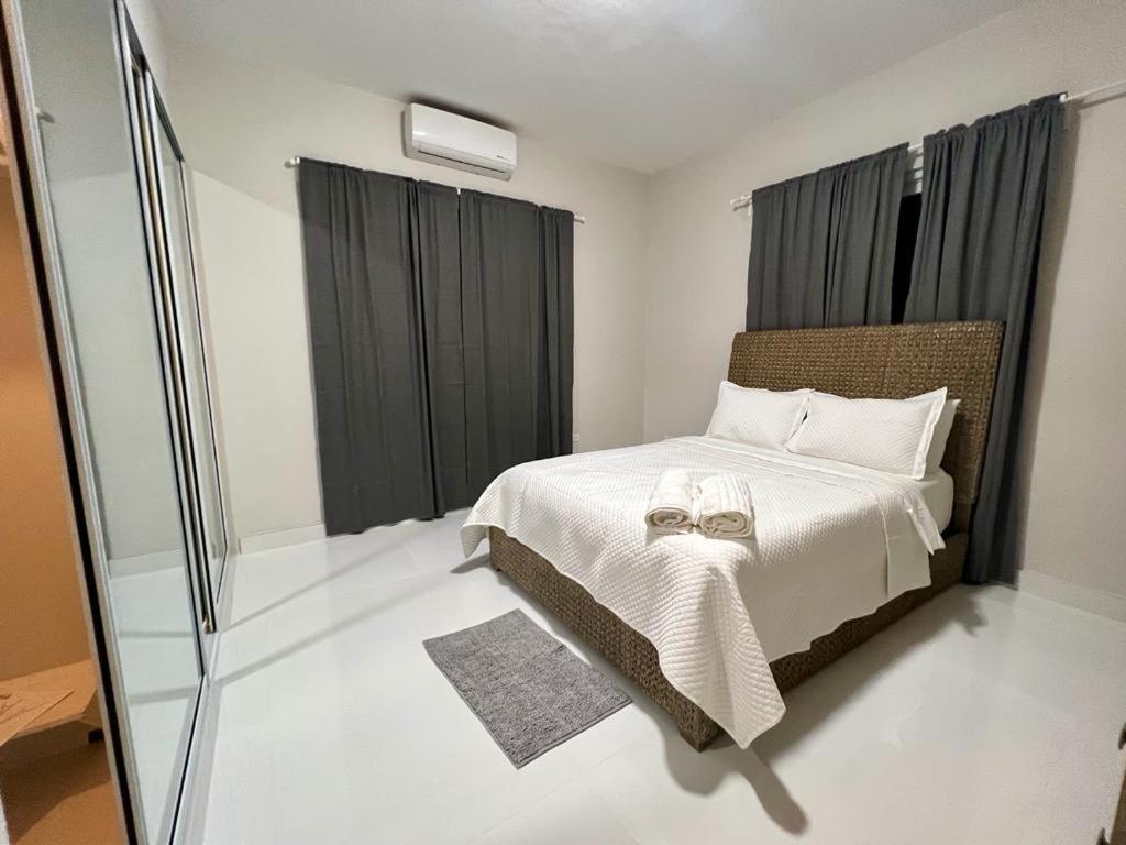 Stunning 3-br In Condado *