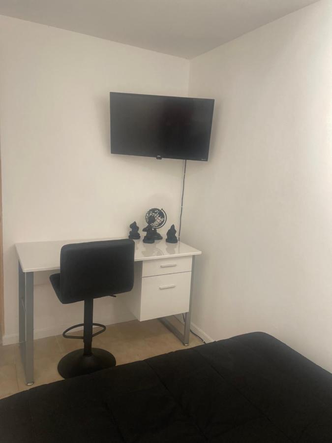 Apartment Perfect #3