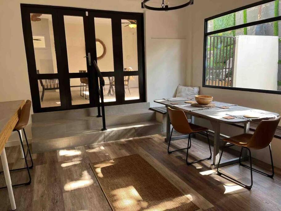 Private In Duplex W 4 Baths Fq Beds 1-3ppl San Juan