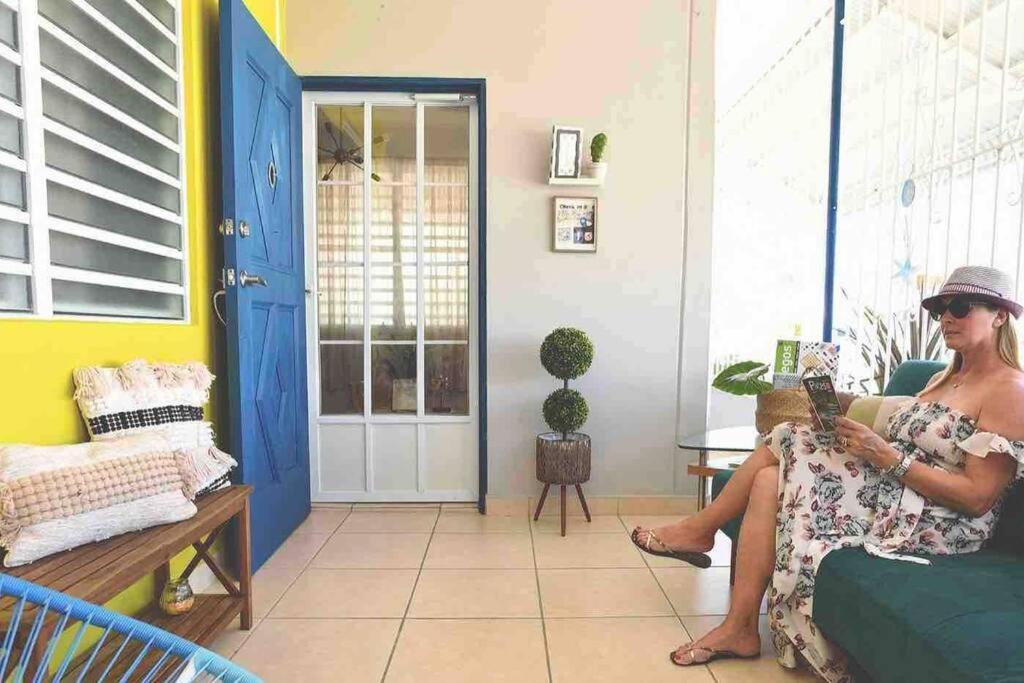 5 Min From Airport And Isla Location & Pool & Jacuzzi & Youtube Video Available *