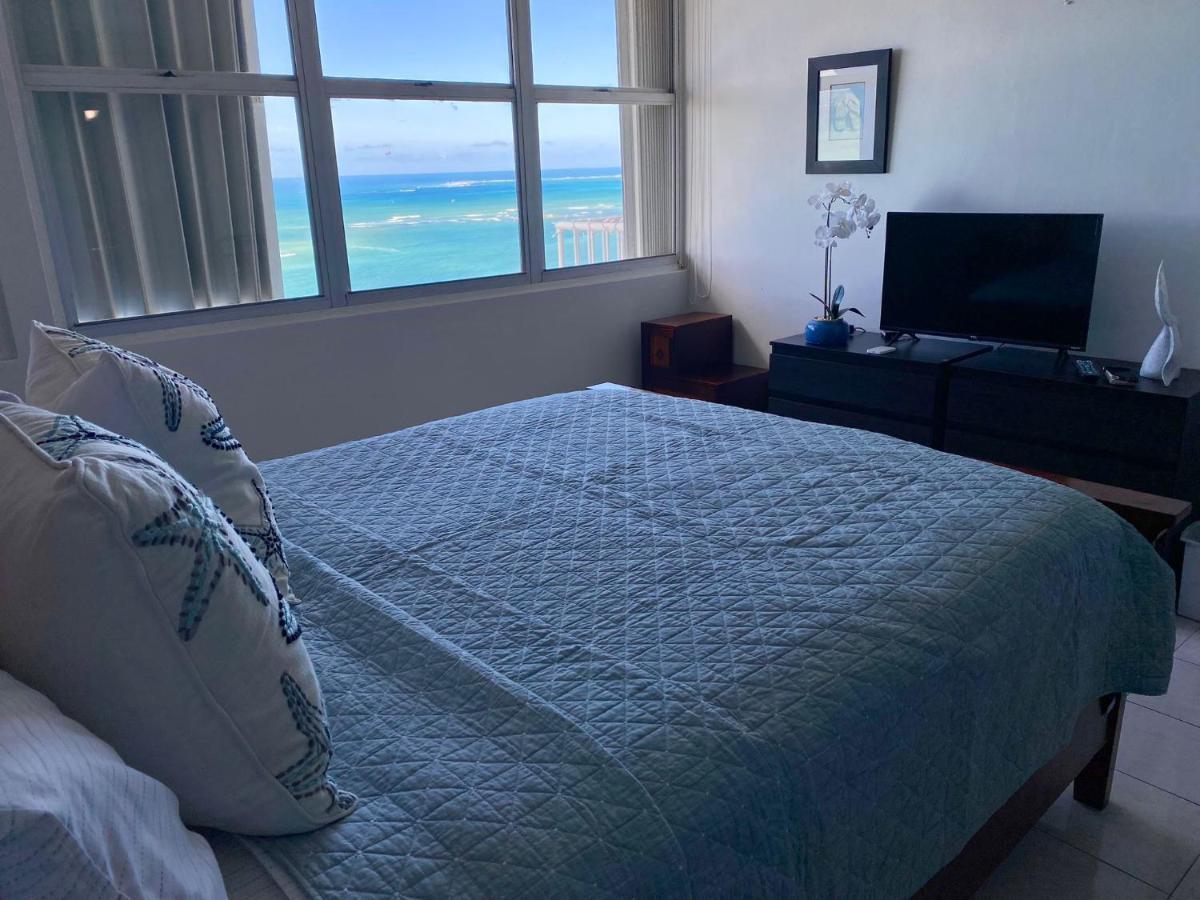 Marbella Del Caribe Isla Verde Beachfront San Juan