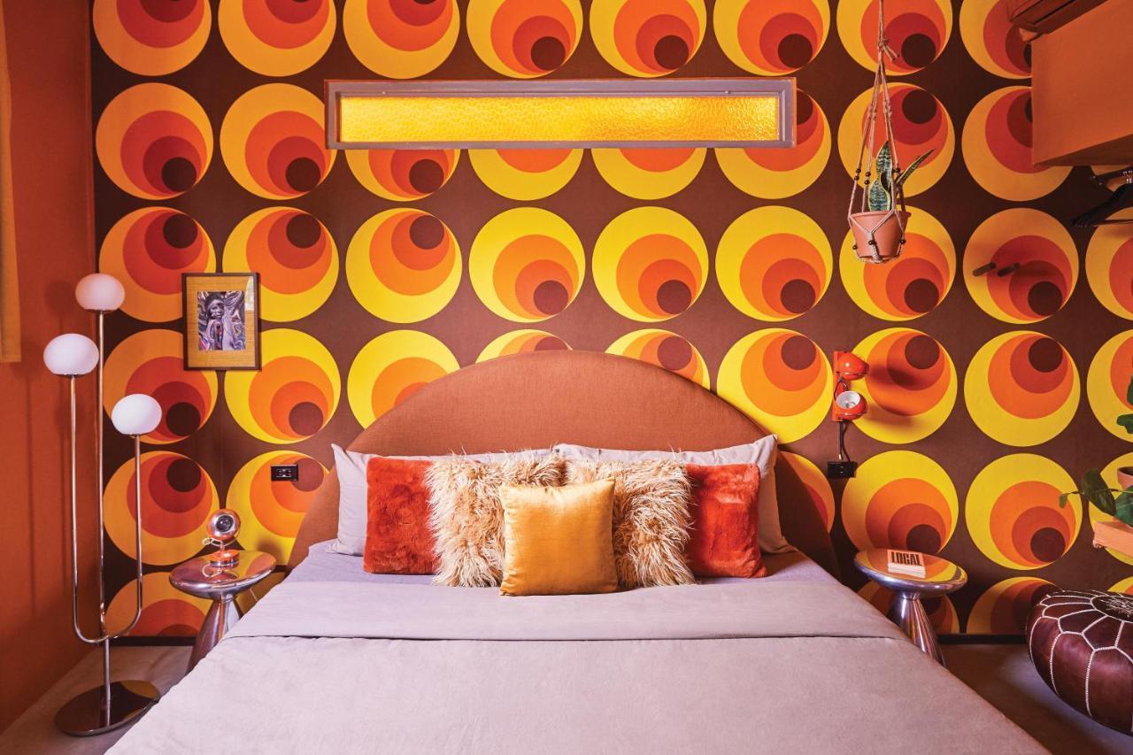 Mood Haus By Dw - 70's Retro