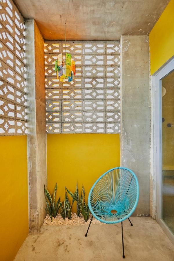 Mood Haus By Dw - 70's Retro Apartment *