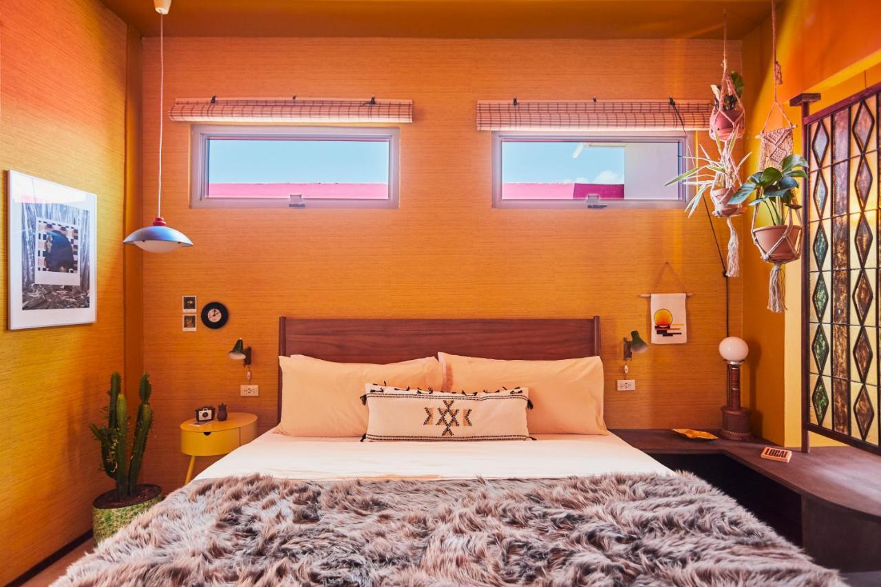 Mood Haus By Dw - 70's Retro *
