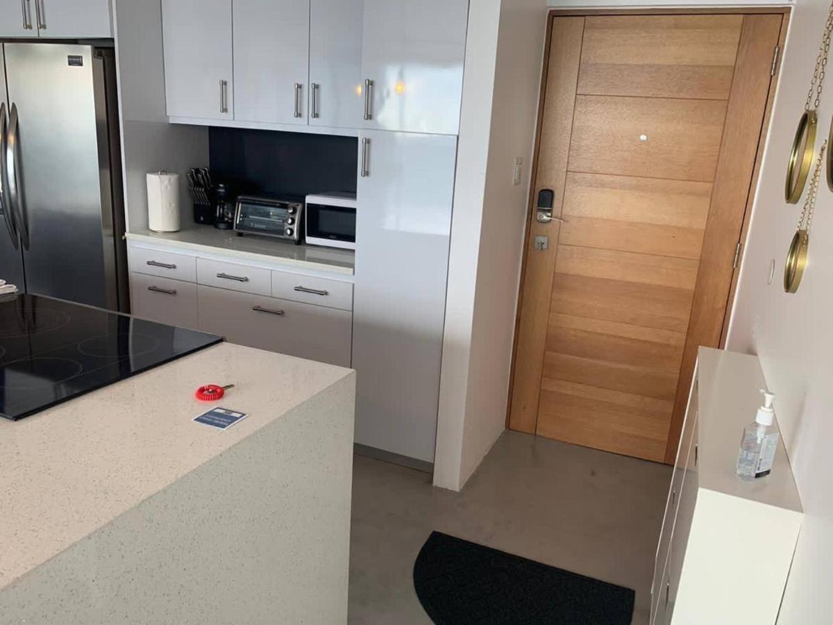 Ashford Ave, Condado Location & Ocean Views Apartment