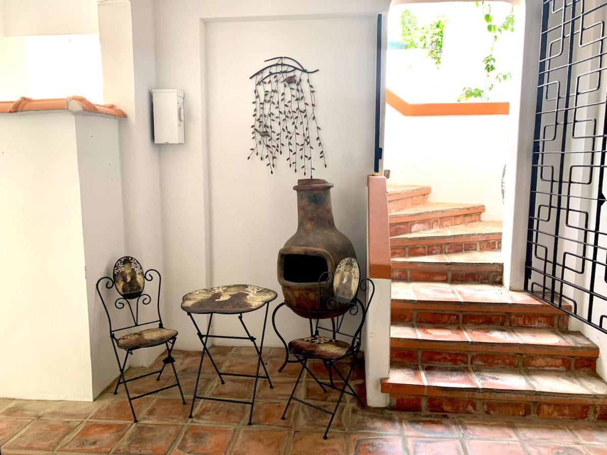 Holiday home Footprints House At Yardley Place *