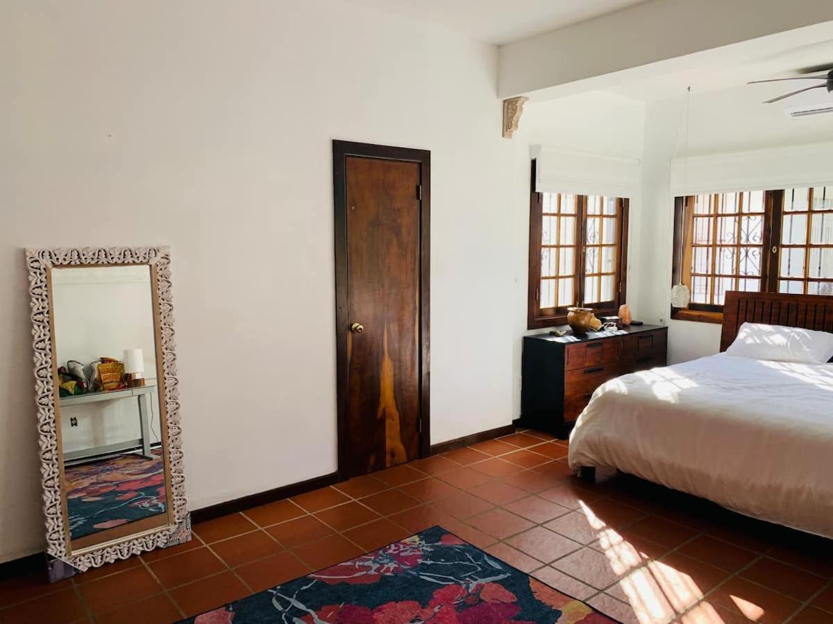 Footprints House At Yardley Place San Juan