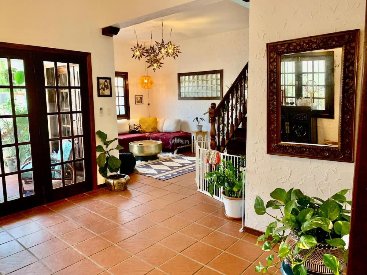 Footprints House At Yardley Place Holiday home