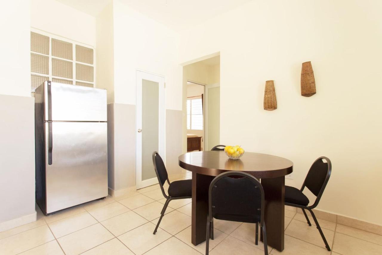 Lagoon Park Apartment *