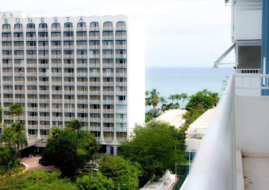 Beautiful 3br Near Beach With Pool And Parking Apartment
