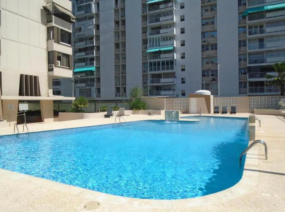 Beautiful 3br Near Beach With Pool And Parking *