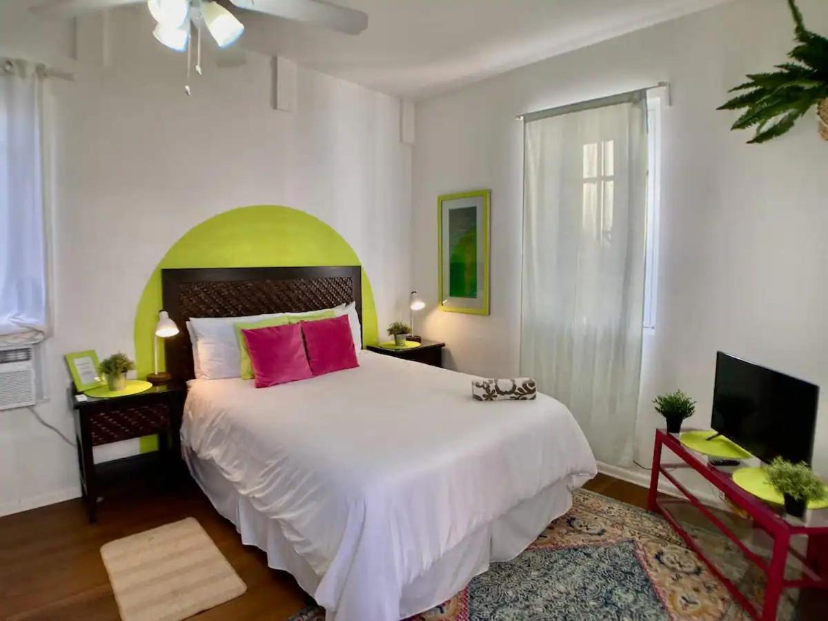 Tropical In Miramar Apartment