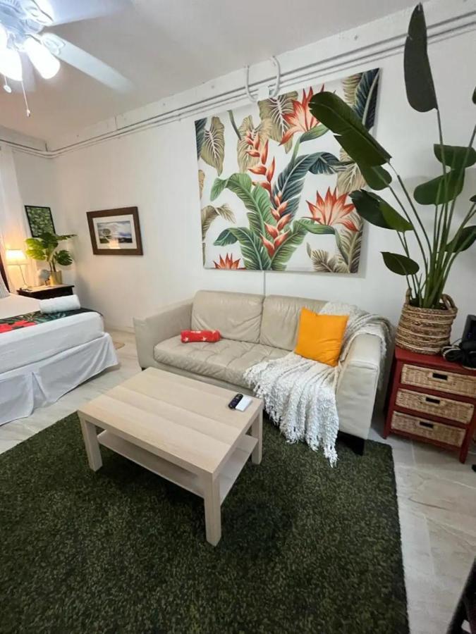 Tropical In Miramar Apartment *