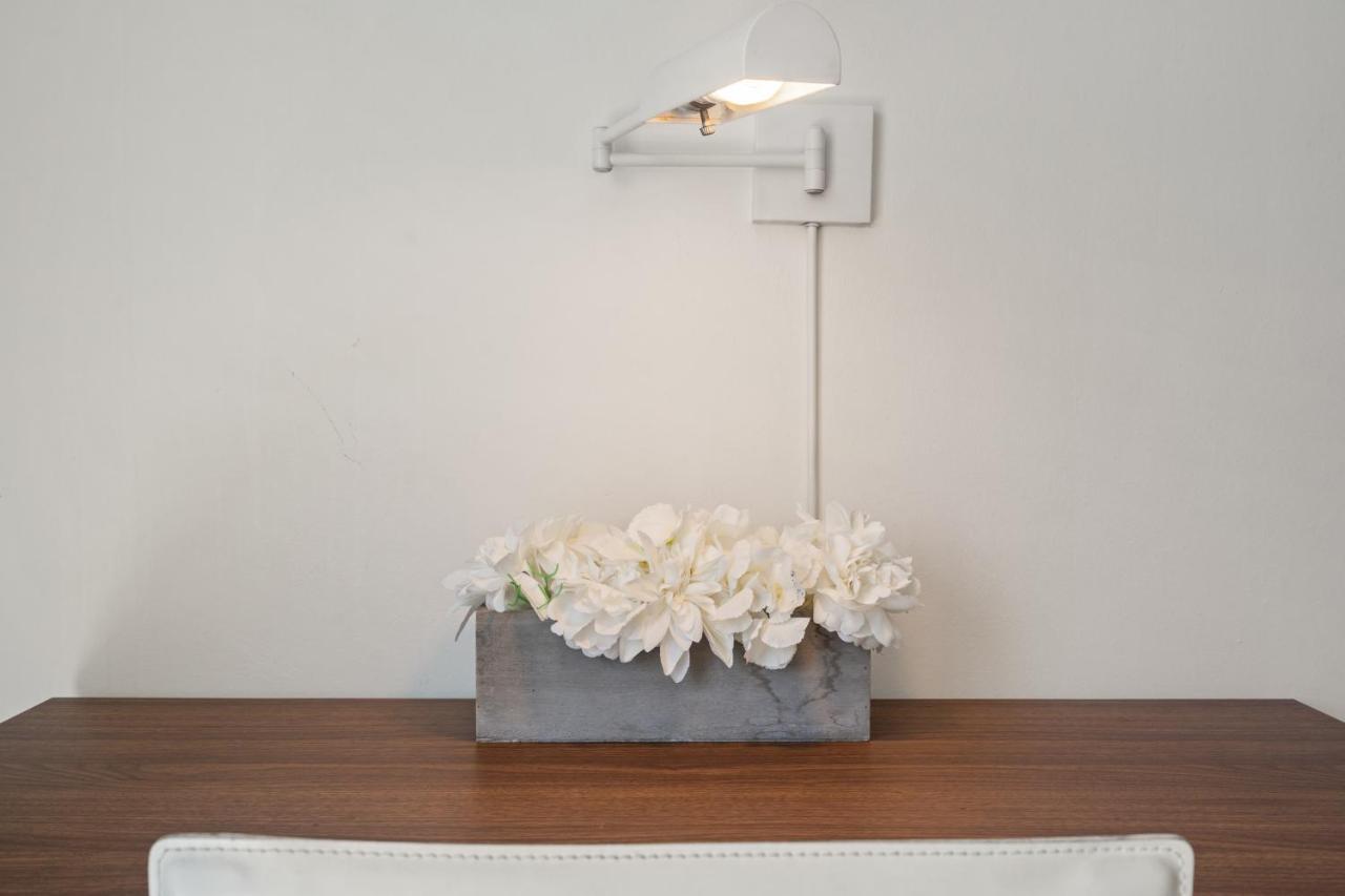 Biarritz Studio - Beautiful Ocean View Studio Apartment