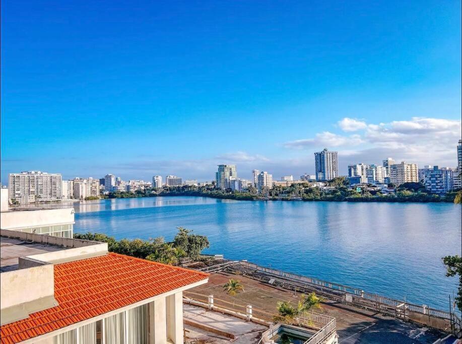 Flamboyan - Condado Apt Walking To Beach W/ Prk Apartment *