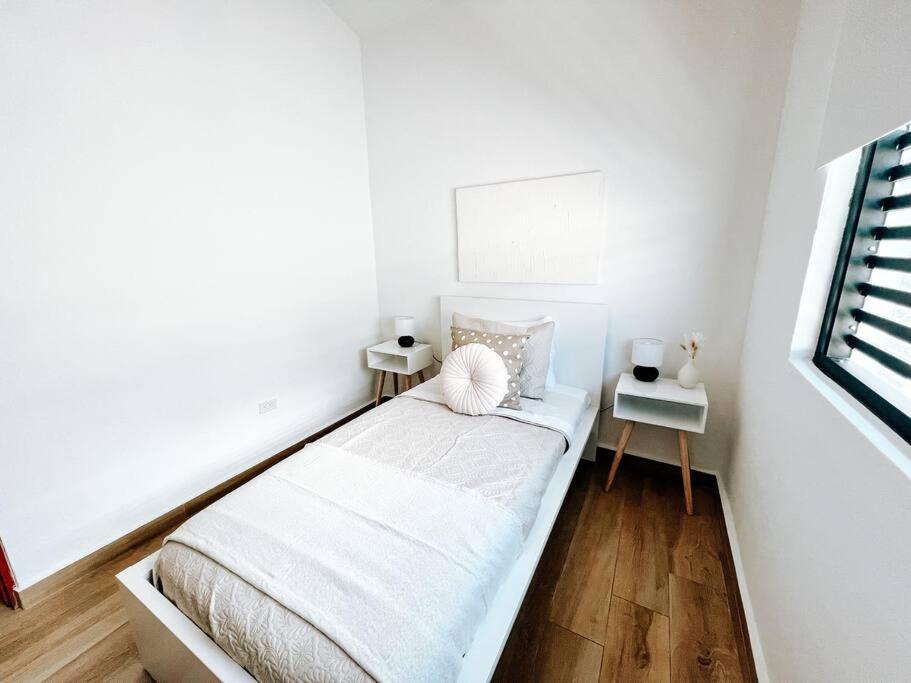 Stylish Comfy Boho Style W/ Parking@ *
