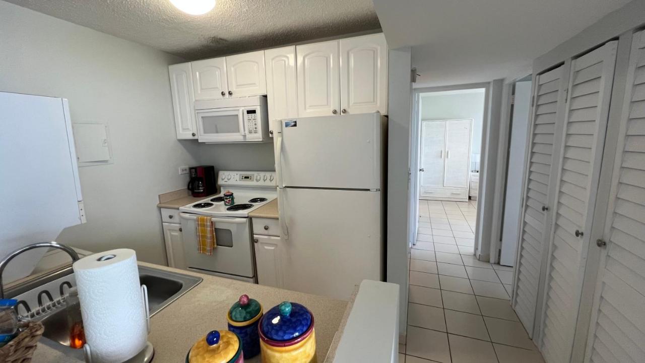 Ocean Front 2 Bedroom & Bath In Isla * San Juan