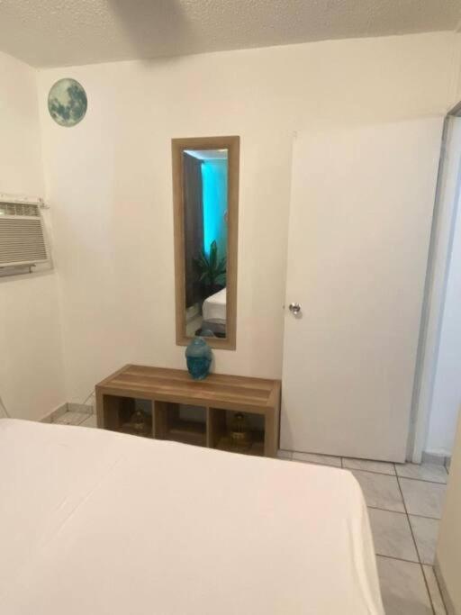 Isla Verde Tower Apts *