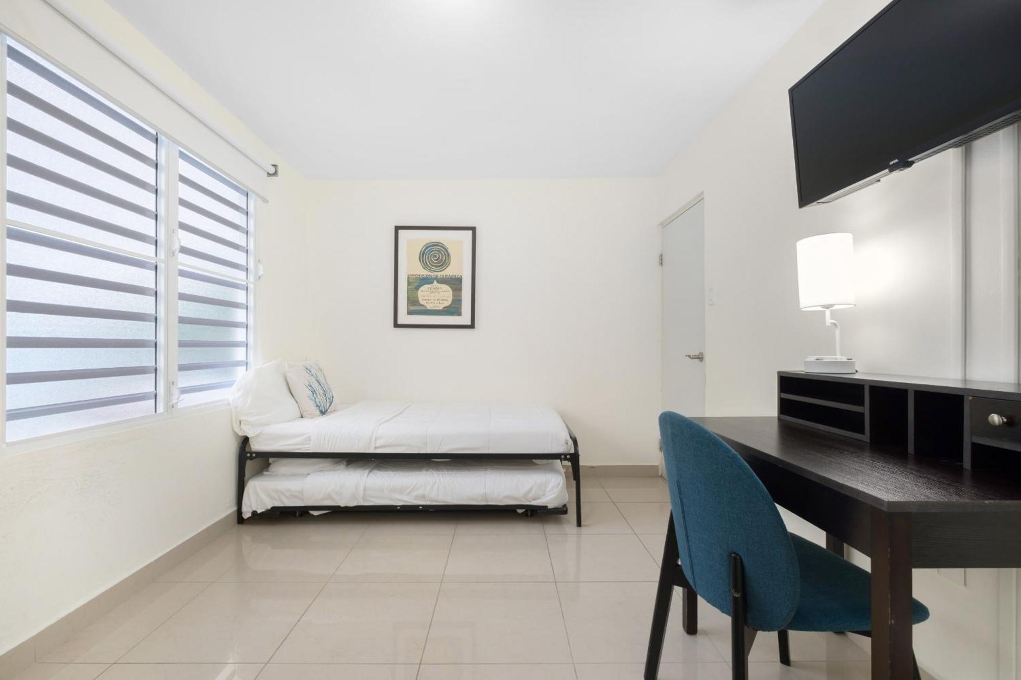 Prime Location At Condado 2br 1ba - 9 Apartment