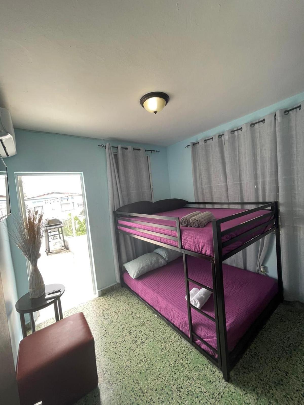 Casa Laguna Unit 6, Spacious 3br Near Beach And Restuarants Apartment *