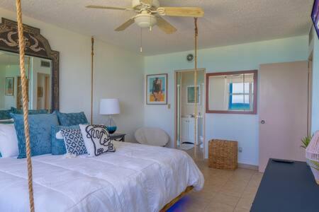 Luxury Beachfront With Pool And Beachview Balcony * San Juan