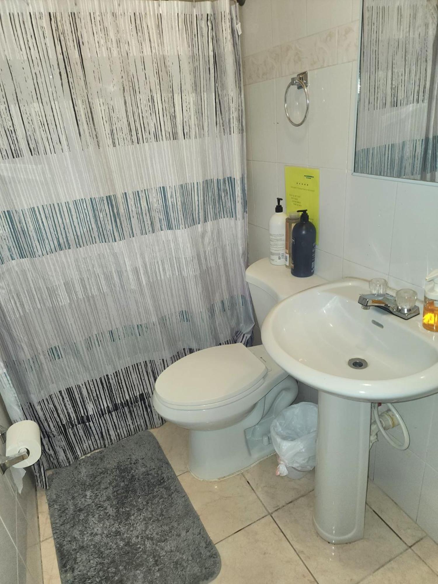 Del Valle Casa Near Trendy Calle Loiza- One Bedroom With Queen Apartment