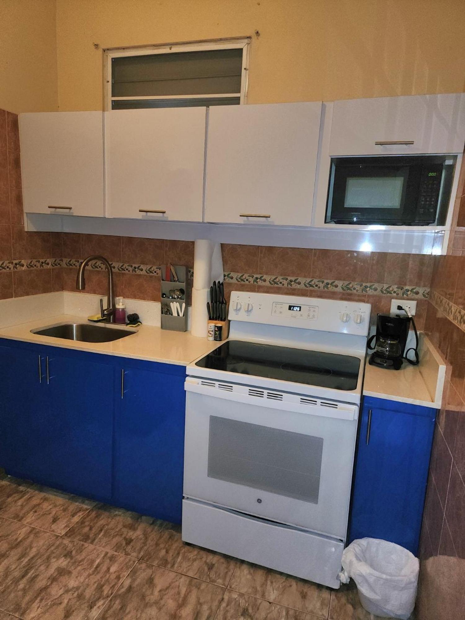 Del Valle Casa Near Trendy Calle Loiza- One Bedroom With Queen * San Juan