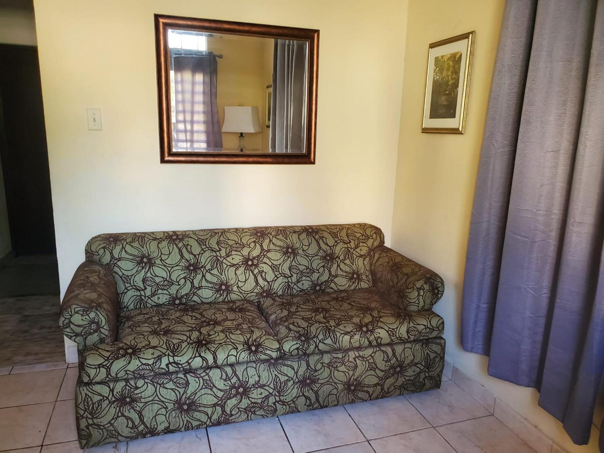 Del Valle Casa Near Trendy Calle Loiza- One Bedroom With Queen *