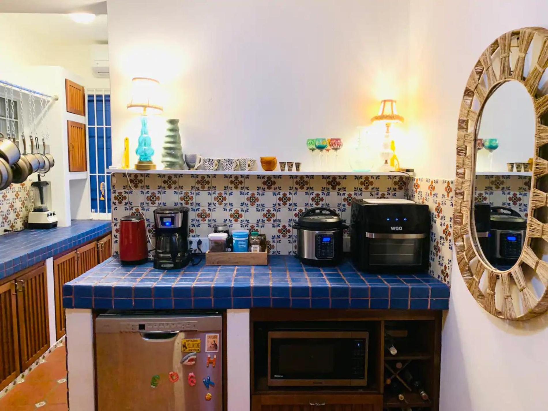 Bright & Airy Spanish Steps To Gen Ac - Main House *