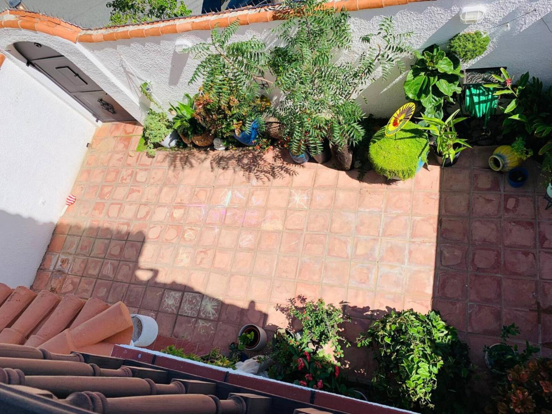 Bright & Airy Spanish Steps To Gen Ac - Main House San Juan
