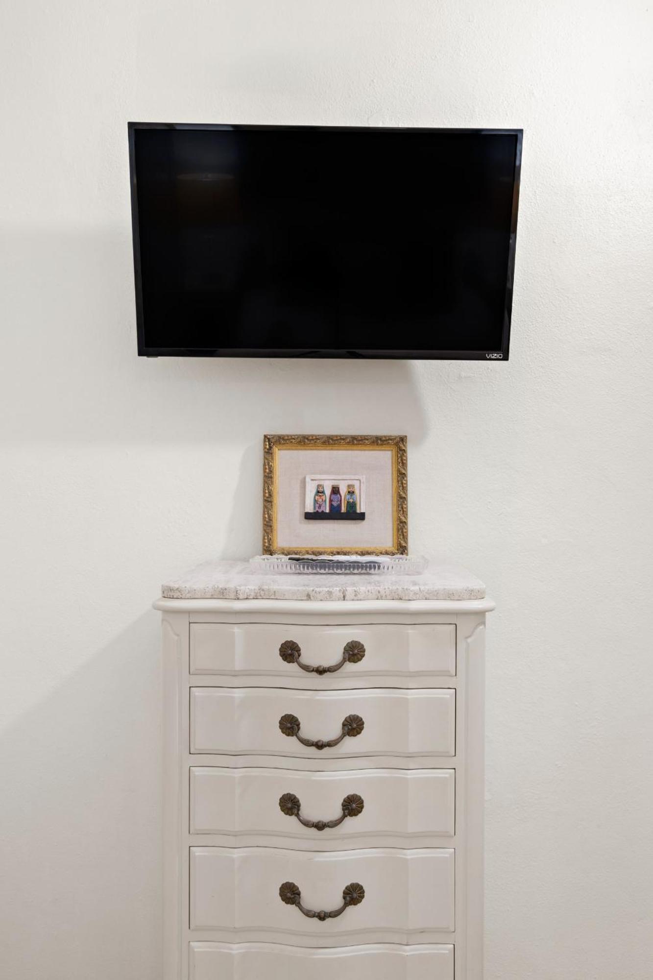 Apartment Prime Location At Condado 1br 1ba - 8 *