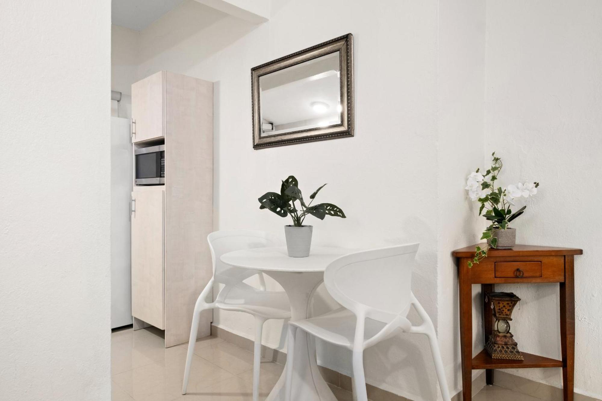 Prime Location At Condado 1br 1ba - 8 San Juan