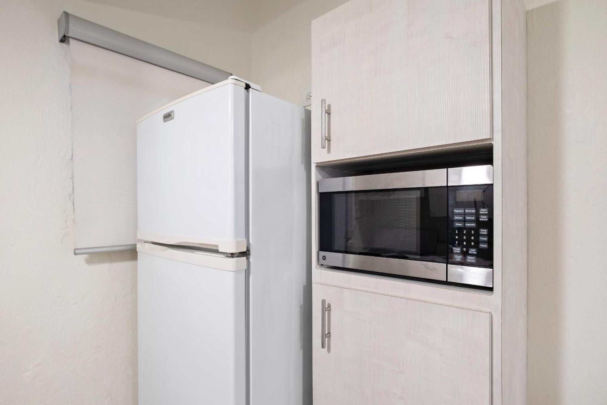 Apartment Prime Location At Condado 1br 1ba - 8 *