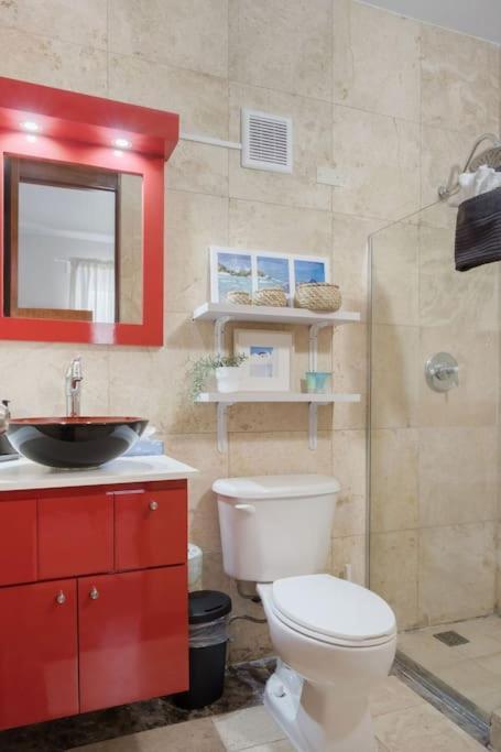 Santorini 9bd/9b+pool House @oceanpark Villa