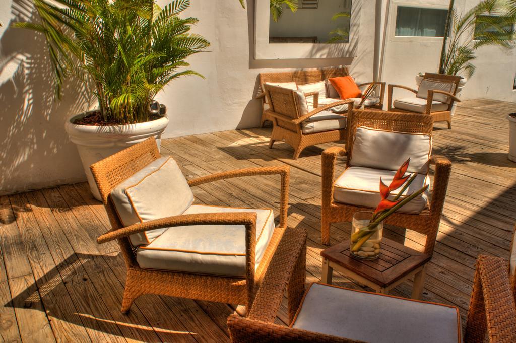 Hotel The House 3*
