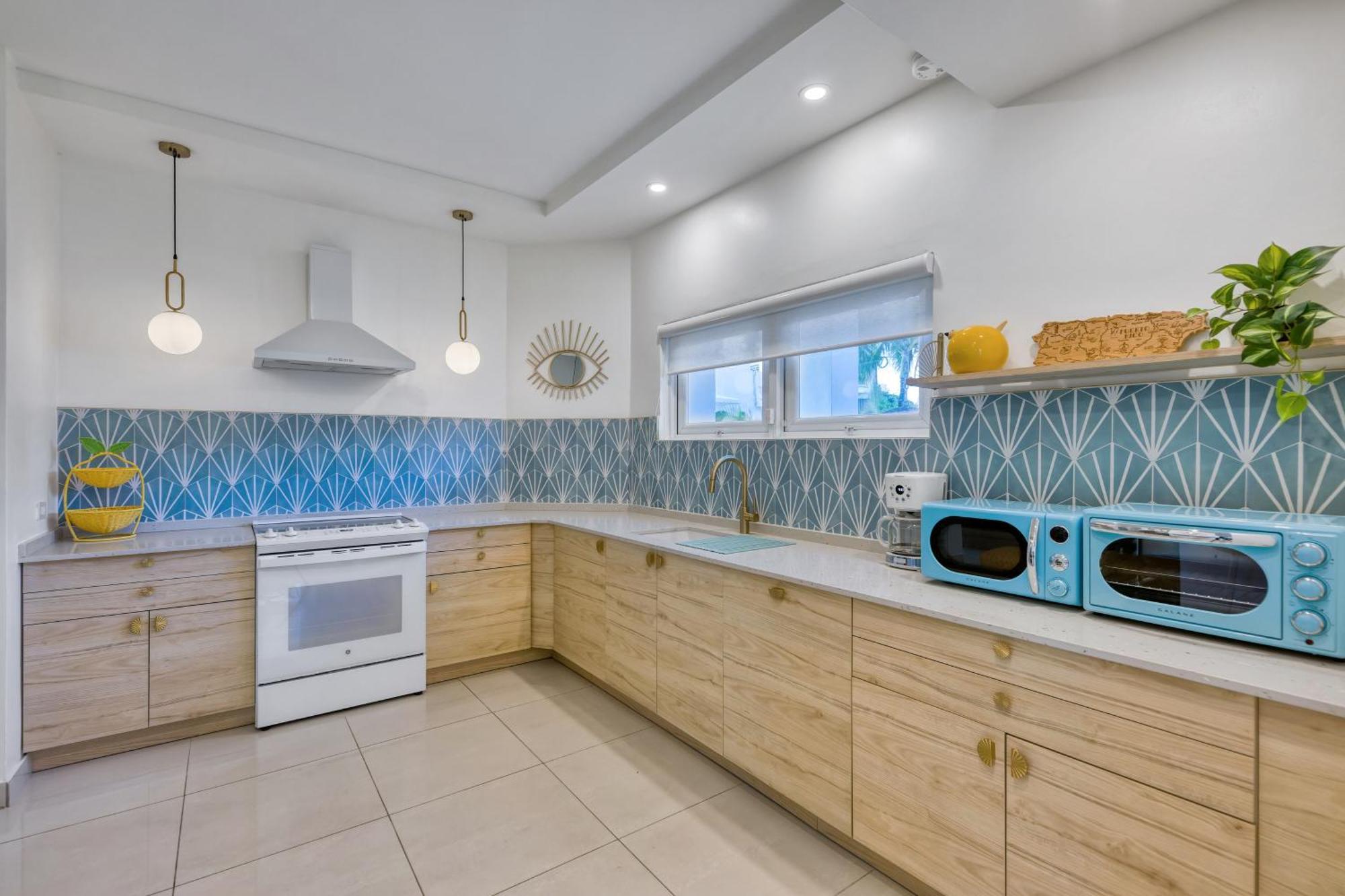 Entire - 7br Pool Sun Deck Ocean Park Apartment San Juan