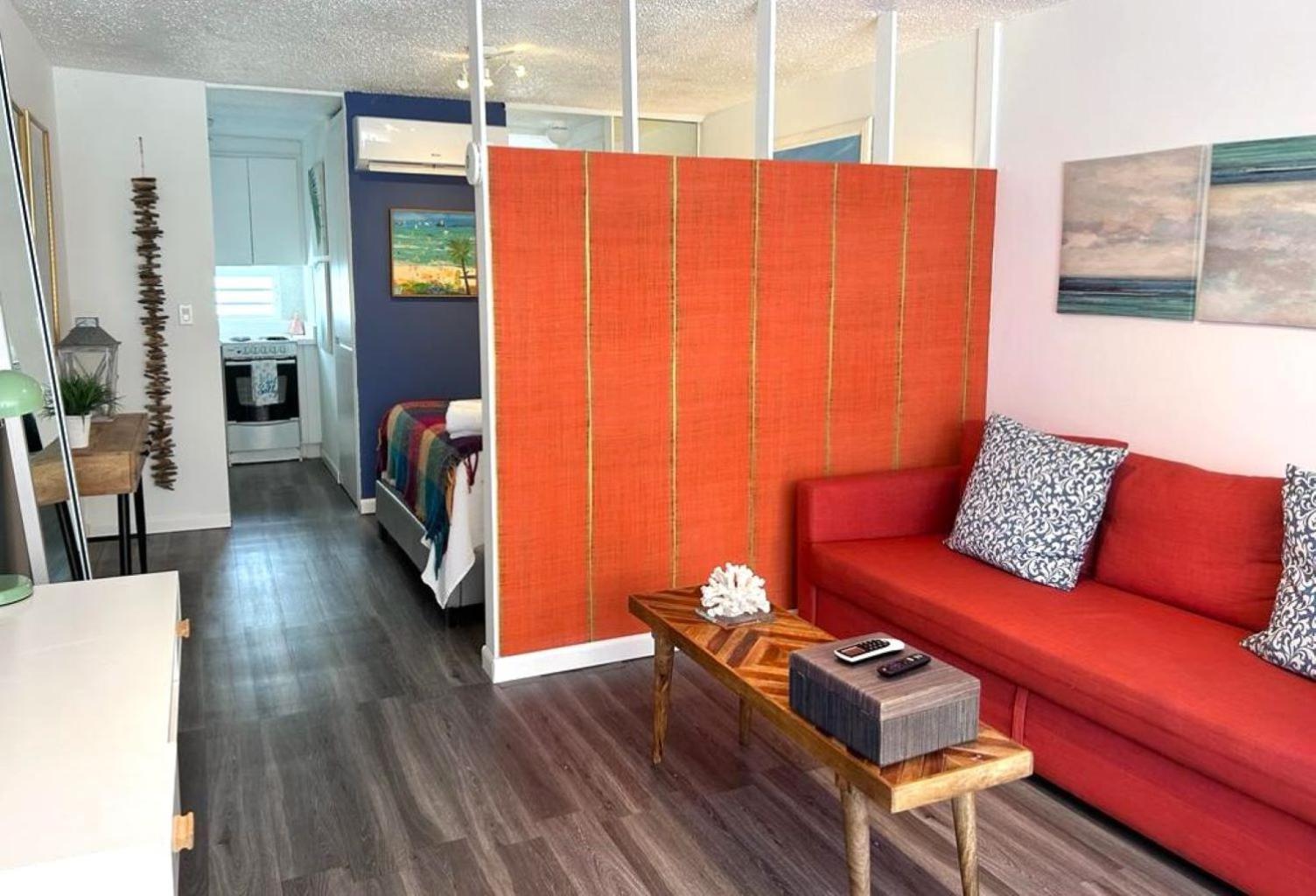 Kasa Galicia By The Sea - For 2 Beachfront Pool Apartment *