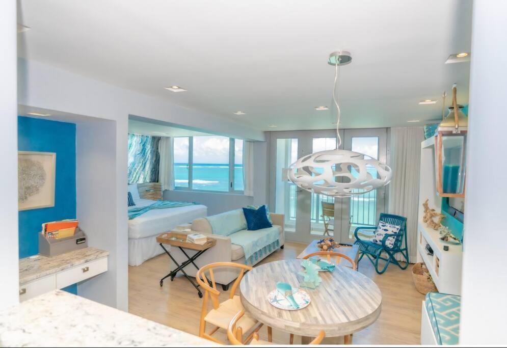 Enchanted Honeymoon Isla Beachfront Holiday home San Juan