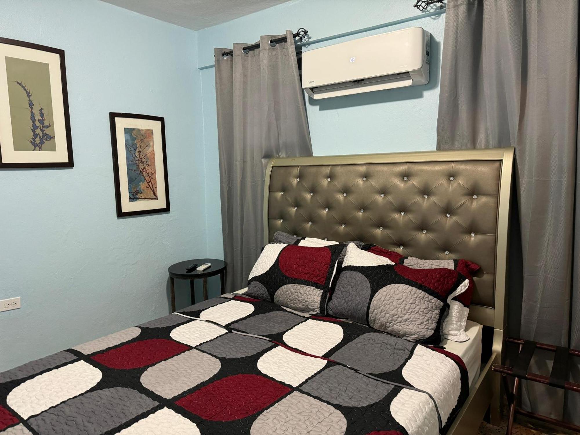 Apartment Laguna Spacious Private Near And Famous Restaurants, Unit 2