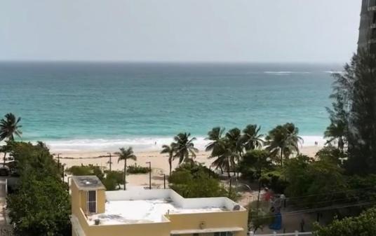 Apartment Fresh Tropical Colonial Style Walk-up- Rooftop Terrace- View *