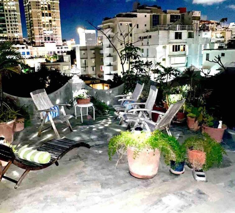 Apartment Fresh Tropical Colonial Style Walk-up- Rooftop Terrace- View San Juan